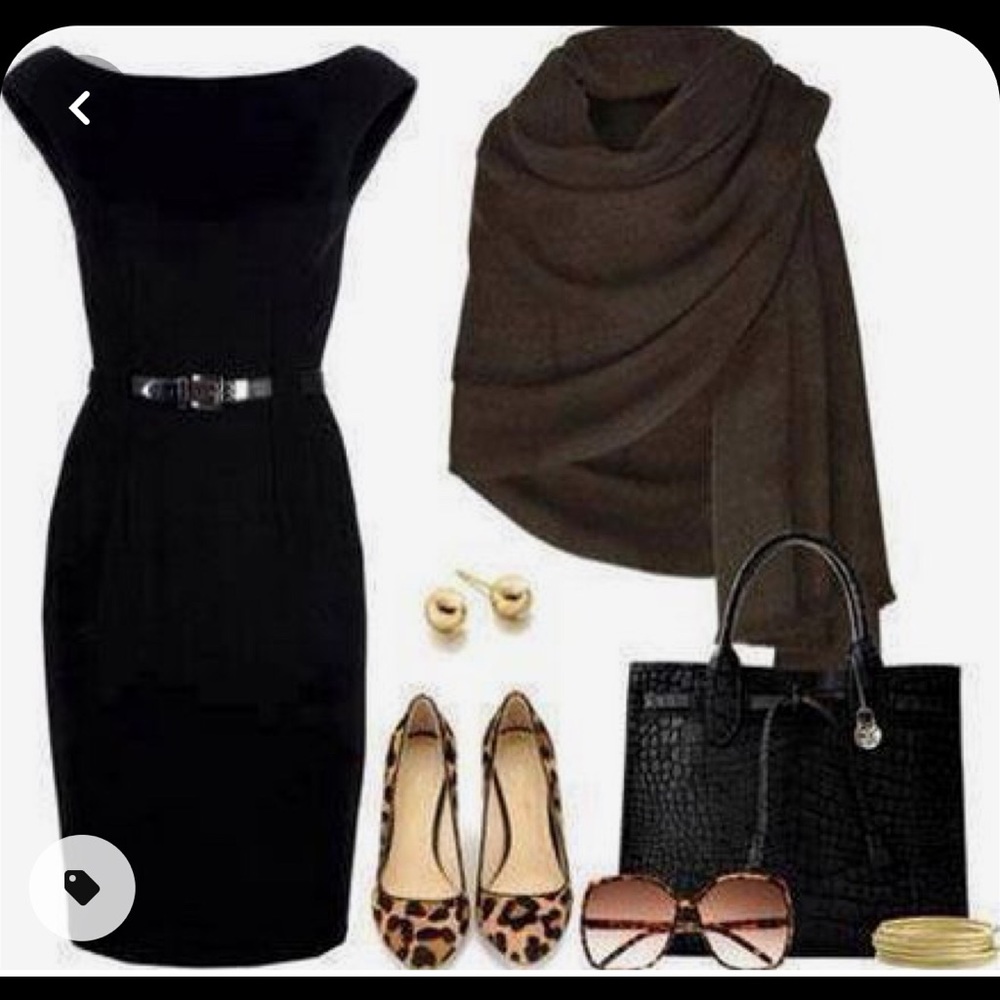 HOST PICK 🎉🎊Antonio Melani, Blk Sleeveless Dress❌❌SOLD - Picture 10 of 11